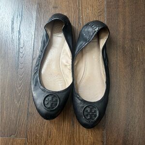 Tory Burch Black Leather Logo Ballet Flats